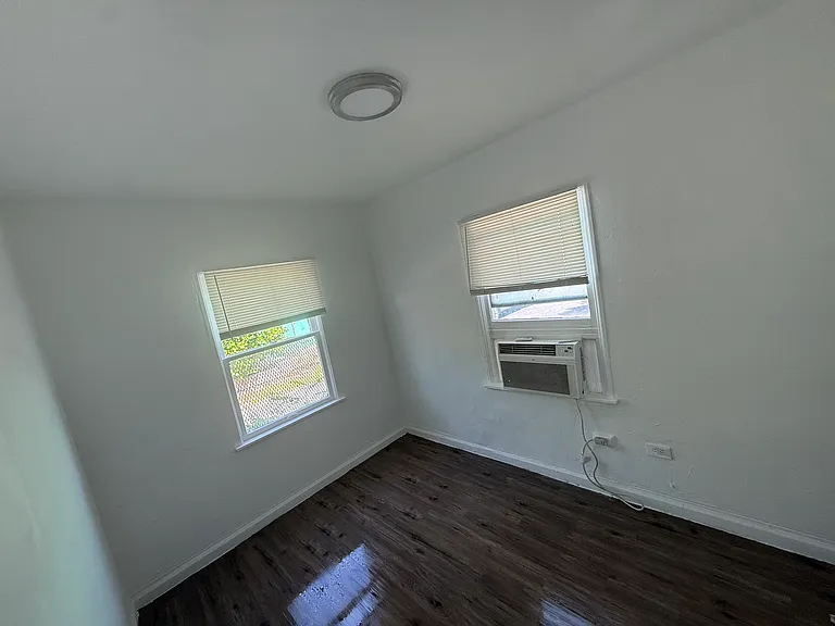 517 NE 83rd St #517 — Photo 8