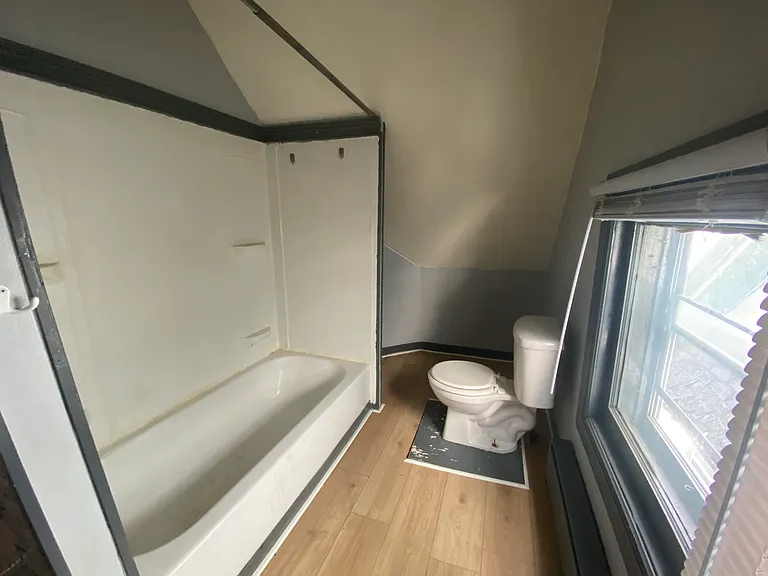 726 Buffalo Ave #3 — Photo 11