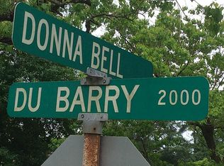 1921 Du Barry Ln, Houston, TX 77018