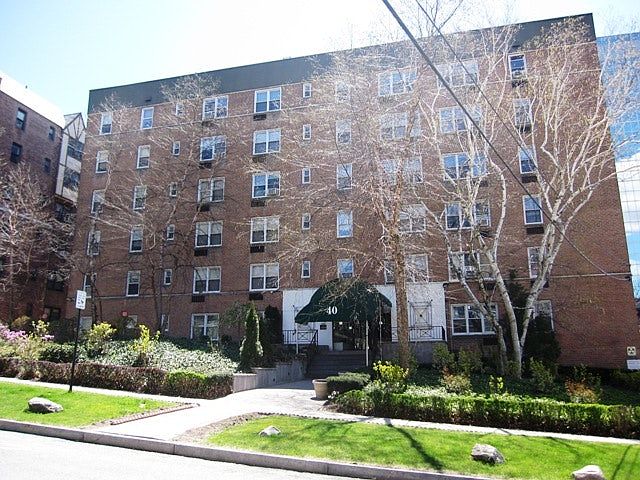 1st image of 40 Barker Ave APT 4K