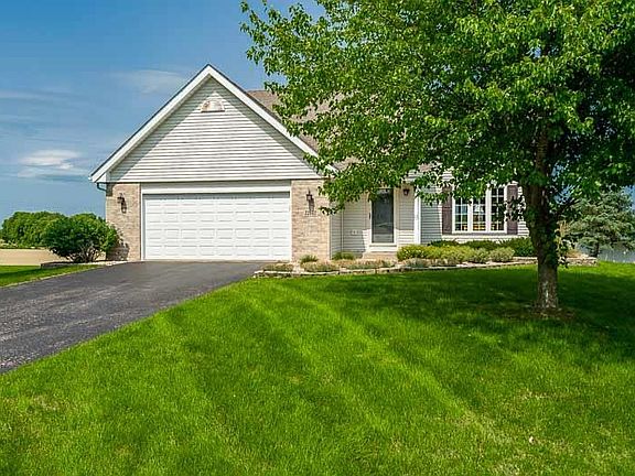 3rd image of 12841 Riverton Pl