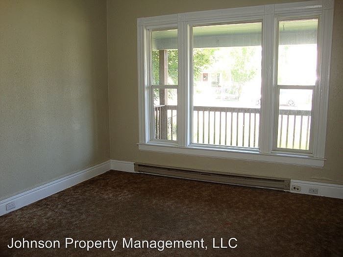 2nd image of 1903 W Broadway Ave #2