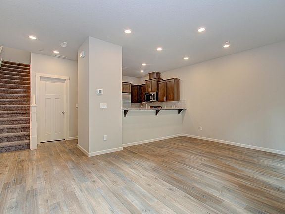 5th image of 4237 S Cloverhill Way