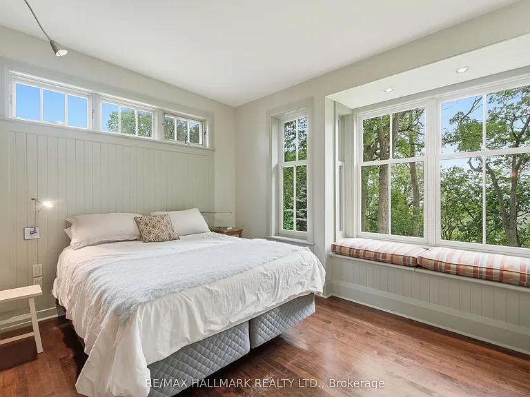 31 Glen Oak Dr — Photo 16