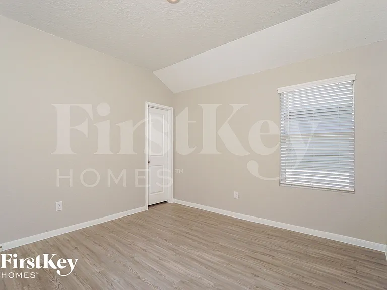 1224 Treehouse Ln — Photo 13