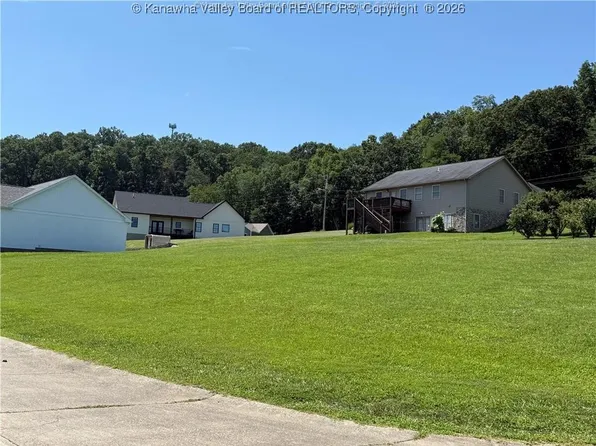 60 Real Quiet Dr, Evans, WV 25241