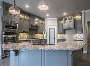 3317 Wakefield Rd, Edmond, OK 73034