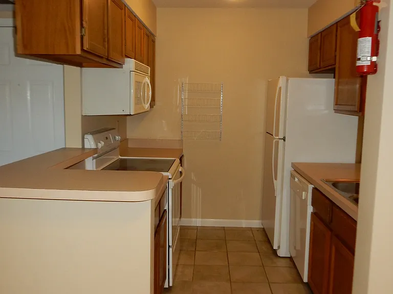 4676 White Rock Cir #8 — Photo 5