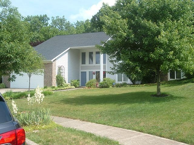 1st image of 402 Havenwood Ct