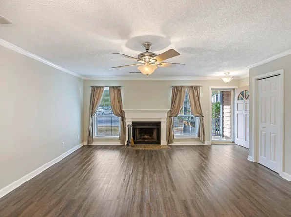 7935 Edgebrook Cir #2202, North Charleston, SC 29418