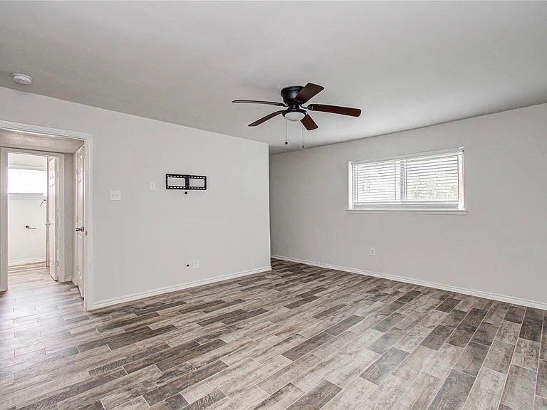 5507 Braesvalley Dr — Photo 22