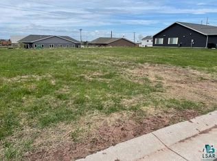 3 Spartan Circle Dr, Superior, WI 54880