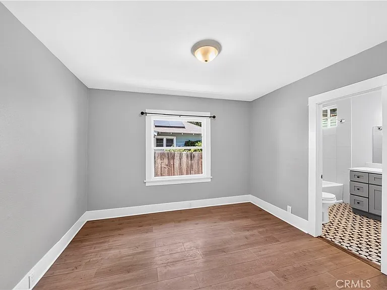 800 Temple Ave — Photo 16