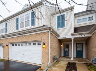 1518 Glacier Cir, Crystal Lake, IL 60014