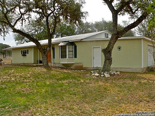 1st image of 325 Cox Gavlik Lane