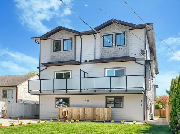 921 Dale St #1, Saanich, BC V8X 2V9