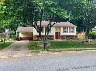 9015 Brook Ford Rd, Burke, VA 22015