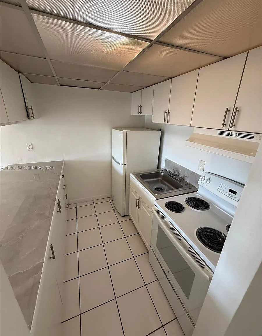 New World Condo Apts Iii — Photo 4