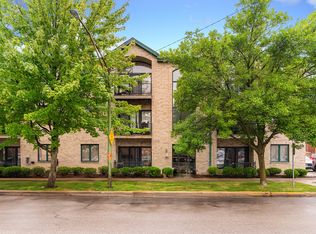 3154 N Oleander Ave APT 3C, Chicago, IL 60707