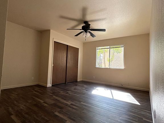 4th image of 1041 Plum Ct #4