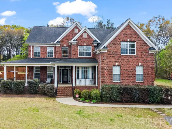 2589 Shamrock Rd, Harrisburg, NC 28075