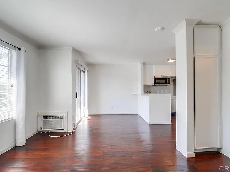 3950 Cleveland Ave #215 — Photo 15