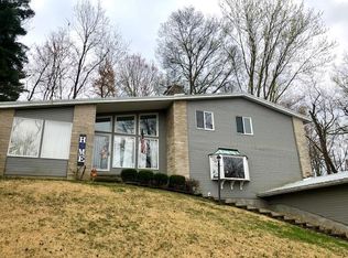 1066 Edgewood Dr, Chillicothe, OH 45601