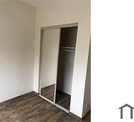 953 N Normandie Ave #300 — Photo 6