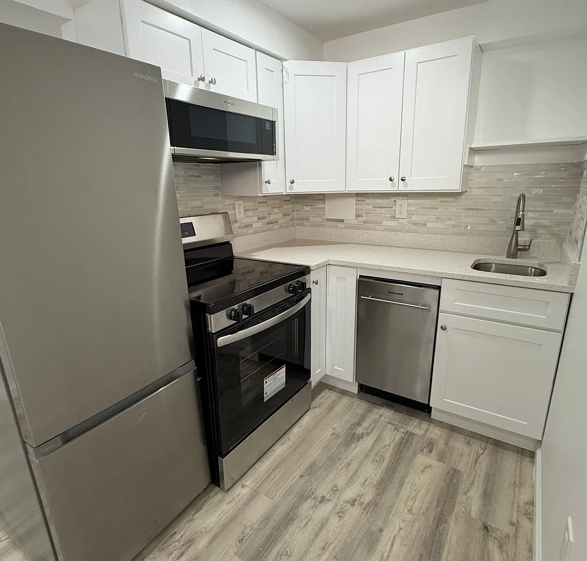 1 bed, 500 sqft, $1,295 — Photo 2