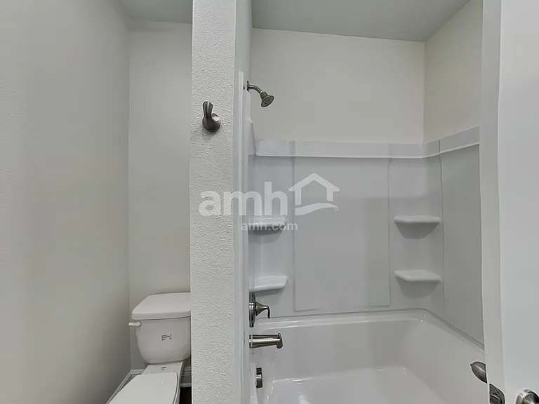 3724 Center Cove Ln — Photo 25