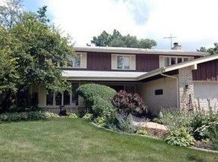 1239 Berry Ln, Flossmoor, IL 60422