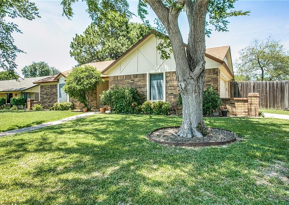 1st image of 7525 Schiller Dr