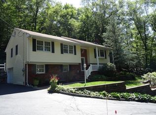 50 Burnt Meadow Rd, Ringwood, NJ 07456