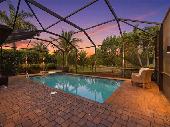 1831 Mustique ST, NAPLES, FL 34120