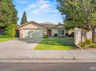 10319 Malaguena Ct, Bakersfield, CA 93312