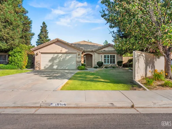 10319 Malaguena Ct, Bakersfield, CA 93312