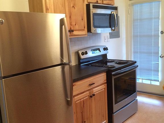 3rd image of 3402 E Marion St #3402