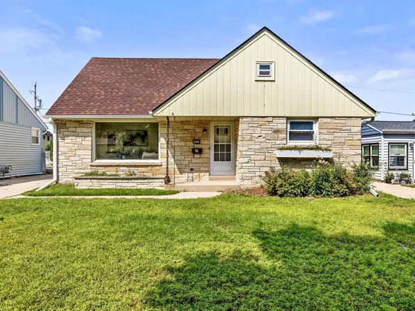 3833 South 58th STREET, Milwaukee, WI 53220