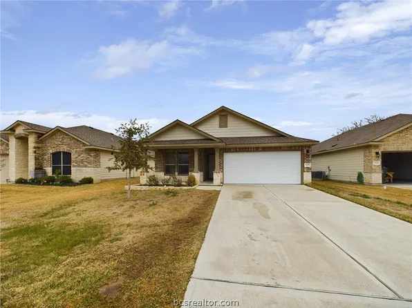 1928 Cartwright St, Bryan, TX 77807