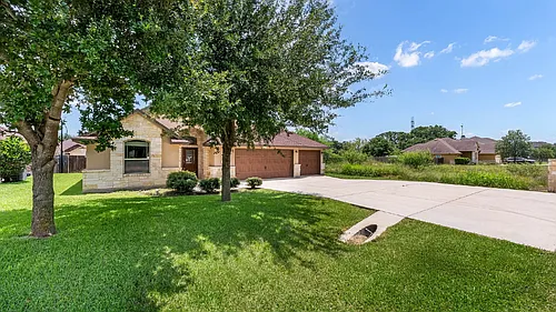 15606 Fox Ln Photo 1