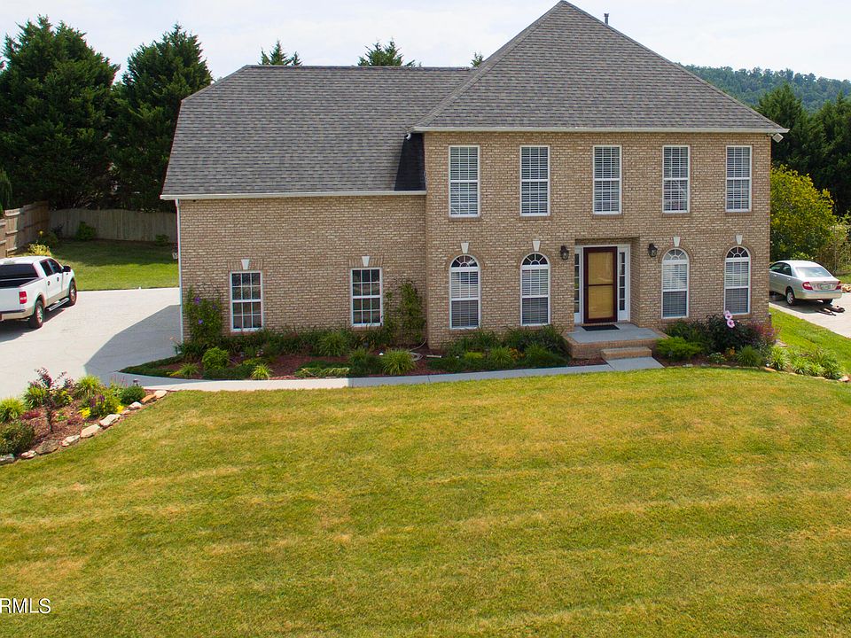 1st image of 4821 Ivy Rose Dr