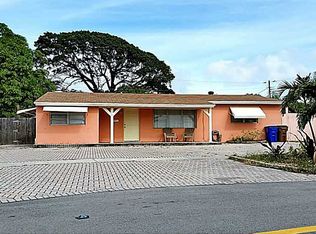 101 SW 14th St, Deerfield Beach, FL 33441