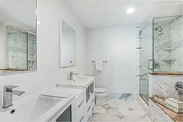 Rented by Douglas Elliman | media 25