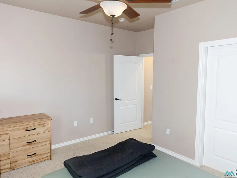 3008 Fred Daugherty Dr — Photo 31
