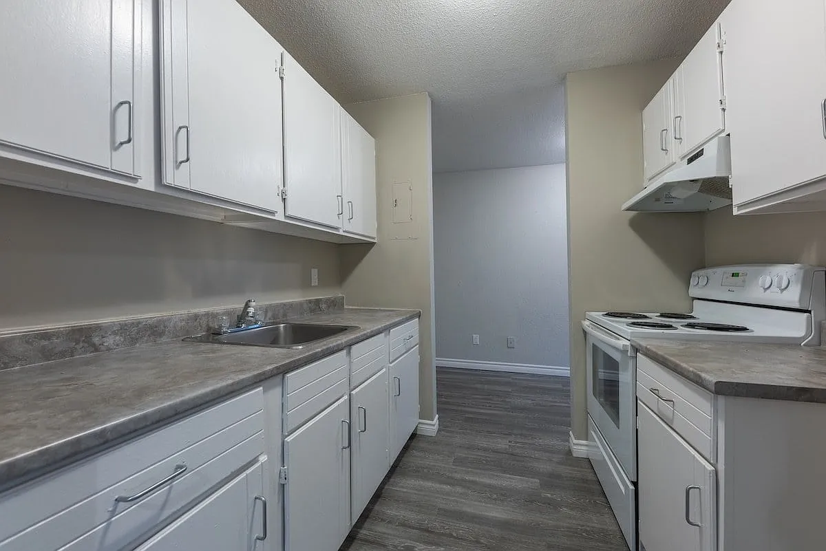 Westfield Apartments — Photo 2