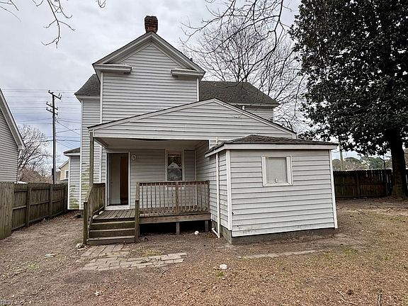 4th image of 3608 Bainbridge Blvd