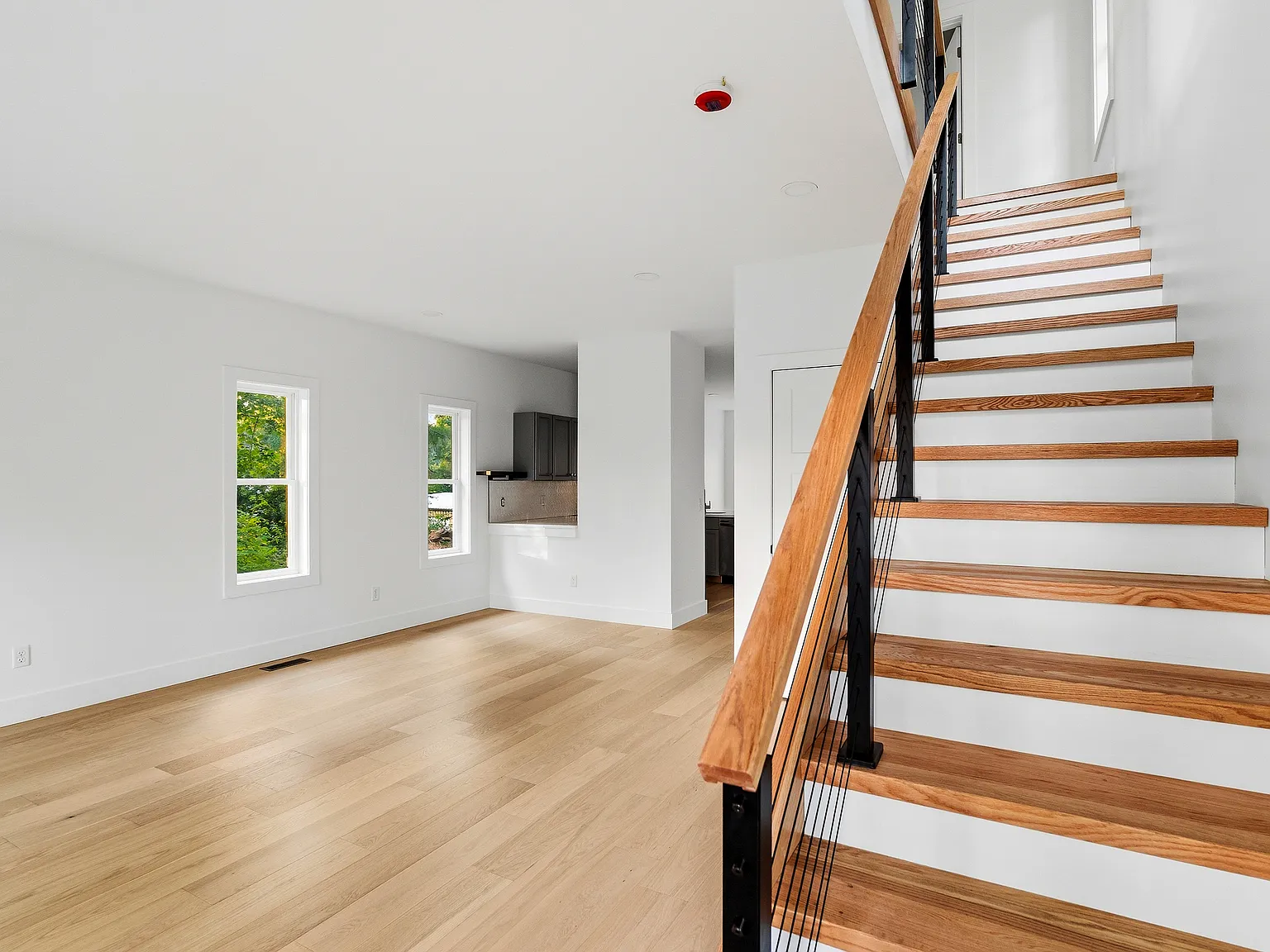 3 bed, 2.5 bath, 1807 sqft, $2,795 — Photo 4