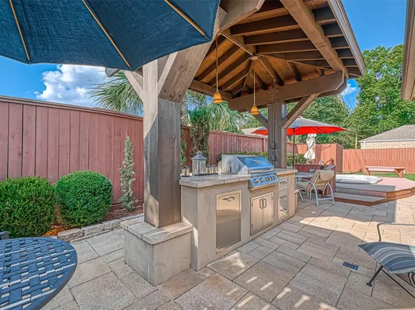 11310 Ella Lee Ln, Houston, TX 77077