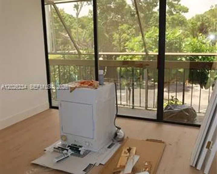 3190 Bird Ave #Townhouse 15 — Photo 12