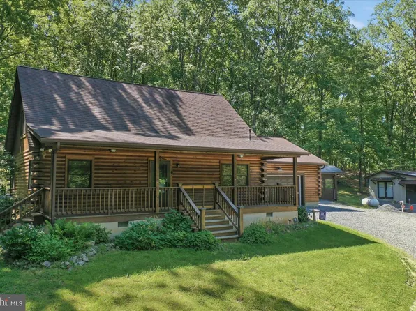 762 Rolling Acres Dr, Old Fields, WV 26845